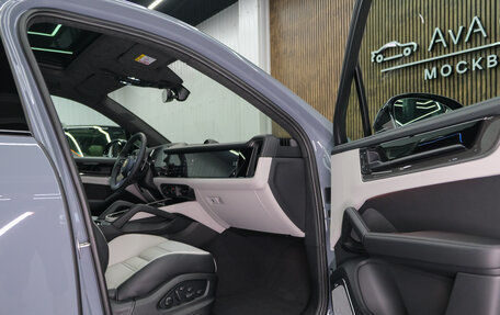 Porsche Cayenne III, 2025 год, 21 297 000 рублей, 17 фотография