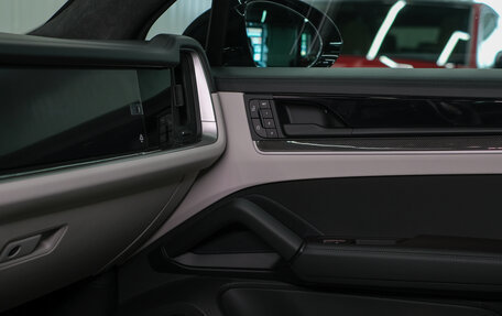 Porsche Cayenne III, 2025 год, 21 297 000 рублей, 33 фотография
