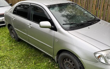 Toyota Corolla, 2004 год, 480 000 рублей, 3 фотография