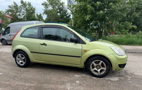 Ford Fiesta, 2005 год, 205 000 рублей, 4 фотография