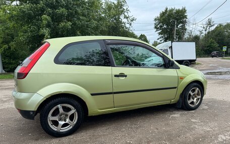 Ford Fiesta, 2005 год, 205 000 рублей, 3 фотография