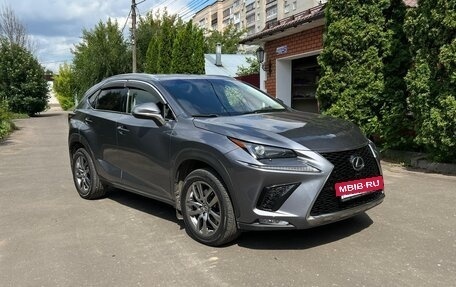 Lexus NX I, 2017 год, 2 950 000 рублей, 3 фотография