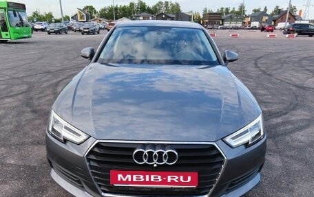 Audi A4, 2019 год, 2 900 000 рублей, 7 фотография