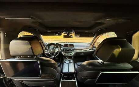 BMW 7 серия, 2015 год, 2 300 000 рублей, 6 фотография