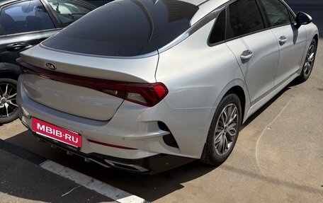 KIA K5, 2021 год, 3 000 000 рублей, 2 фотография