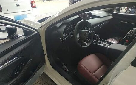 Mazda 3, 2025 год, 2 530 000 рублей, 16 фотография