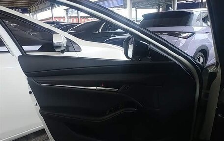 Mazda 3, 2025 год, 2 530 000 рублей, 26 фотография