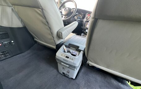 Hyundai H-1 II рестайлинг, 2006 год, 2 100 000 рублей, 14 фотография