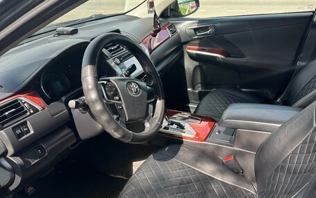 Toyota Camry, 2012 год, 1 700 000 рублей, 8 фотография