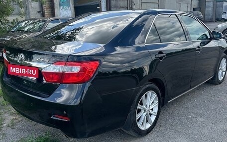 Toyota Camry, 2012 год, 1 700 000 рублей, 5 фотография