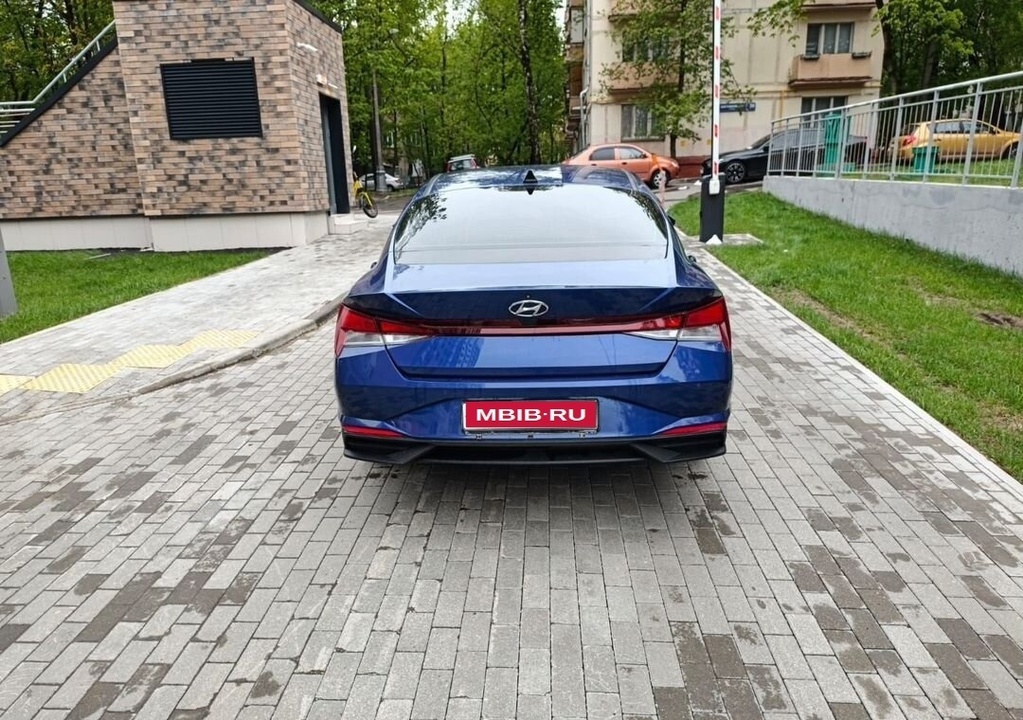 Hyundai Elantra, 2021 год, 2 370 000 рублей, 5 фотография