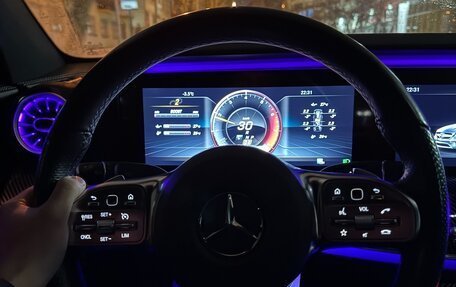 Mercedes-Benz E-Класс, 2018 год, 3 980 000 рублей, 5 фотография