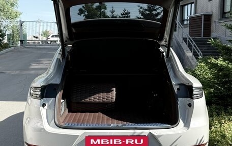 Porsche Cayenne III, 2022 год, 14 200 000 рублей, 8 фотография