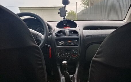 Peugeot 206, 2009 год, 300 000 рублей, 13 фотография
