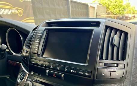 Toyota Land Cruiser 200, 2011 год, 2 749 000 рублей, 16 фотография