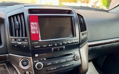 Toyota Land Cruiser 200, 2011 год, 2 749 000 рублей, 34 фотография