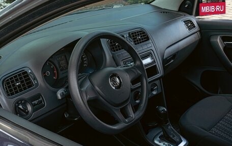 Volkswagen Polo VI (EU Market), 2017 год, 865 000 рублей, 9 фотография