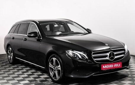 Mercedes-Benz E-Класс, 2018 год, 2 890 000 рублей, 3 фотография