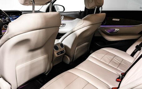 Mercedes-Benz E-Класс, 2018 год, 2 890 000 рублей, 13 фотография