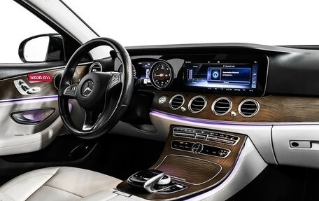 Mercedes-Benz E-Класс, 2018 год, 2 890 000 рублей, 9 фотография