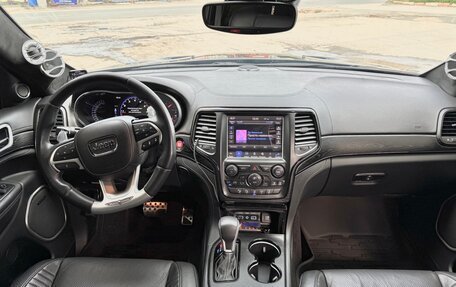 Jeep Grand Cherokee, 2018 год, 9 900 000 рублей, 21 фотография