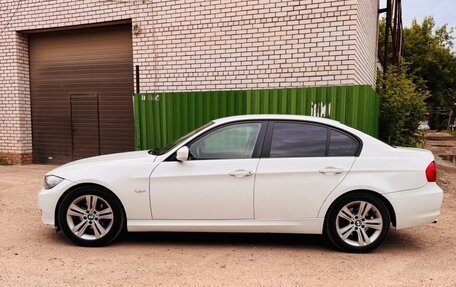 BMW 3 серия, 2010 год, 1 050 000 рублей, 3 фотография