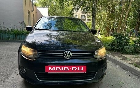 Volkswagen Polo VI (EU Market), 2013 год, 700 000 рублей, 2 фотография