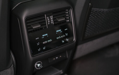 Porsche Cayenne III, 2025 год, 20 475 000 рублей, 38 фотография