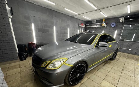 Mercedes-Benz E-Класс, 2013 год, 1 650 000 рублей, 5 фотография