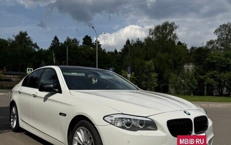 BMW 5 серия, 2012 год, 1 370 000 рублей, 3 фотография