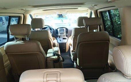 Hyundai Grand Starex Grand Starex I рестайлинг 2, 2008 год, 1 350 000 рублей, 6 фотография