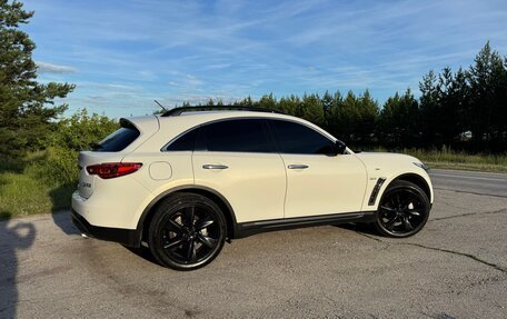 Infiniti QX70, 2014 год, 2 250 000 рублей, 1 фотография