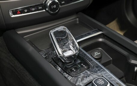 Volvo XC60 II, 2025 год, 6 150 000 рублей, 12 фотография