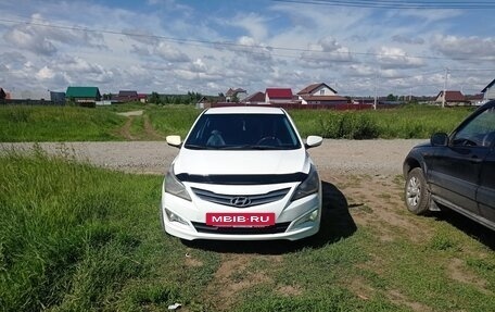 Hyundai Solaris II рестайлинг, 2015 год, 770 000 рублей, 8 фотография