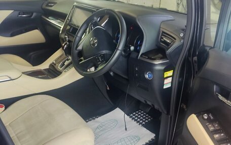 Toyota Alphard III, 2017 год, 3 300 000 рублей, 9 фотография