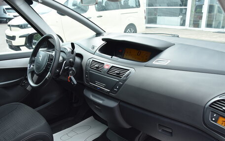 Citroen C4 Picasso II рестайлинг, 2011 год, 900 000 рублей, 19 фотография