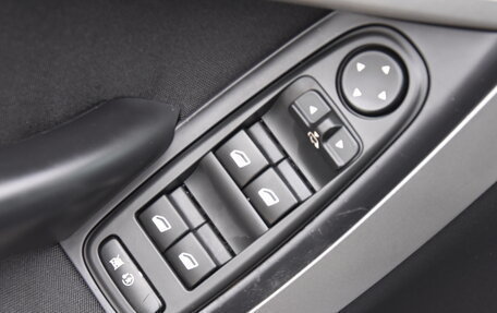 Citroen C4 Picasso II рестайлинг, 2011 год, 900 000 рублей, 27 фотография