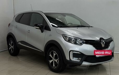 Renault Kaptur I рестайлинг, 2018 год, 1 399 000 рублей, 8 фотография