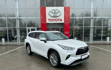 Toyota Highlander, 2025 год, 5 900 000 рублей, 6 фотография