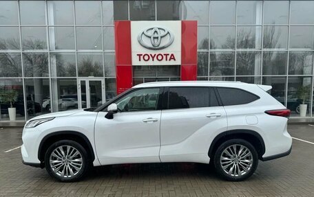 Toyota Highlander, 2025 год, 5 900 000 рублей, 13 фотография