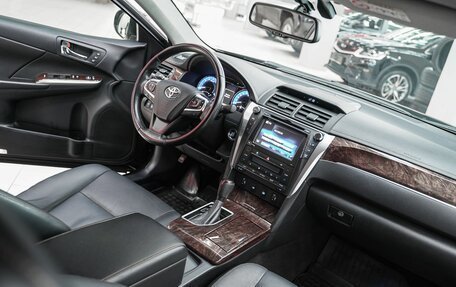 Toyota Camry, 2017 год, 2 149 000 рублей, 14 фотография