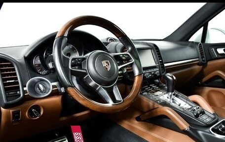 Porsche Cayenne III, 2015 год, 4 400 000 рублей, 9 фотография