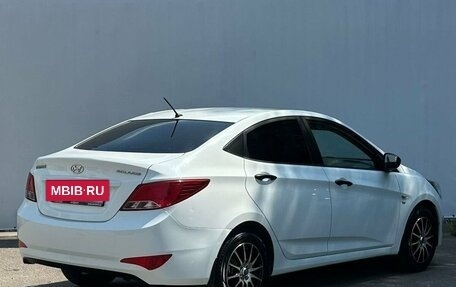 Hyundai Solaris II рестайлинг, 2015 год, 880 000 рублей, 5 фотография