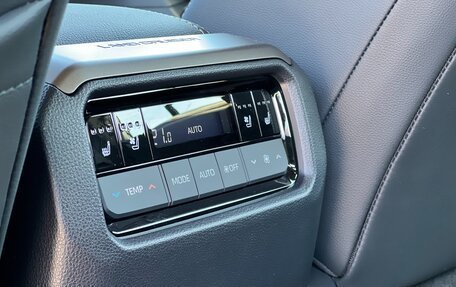 Toyota Land Cruiser Prado, 2024 год, 9 850 000 рублей, 12 фотография