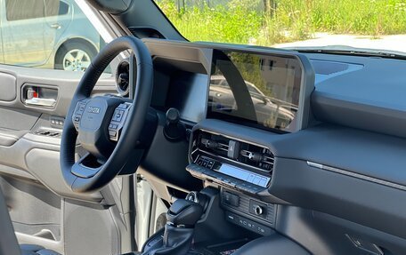 Toyota Land Cruiser Prado, 2024 год, 9 850 000 рублей, 14 фотография