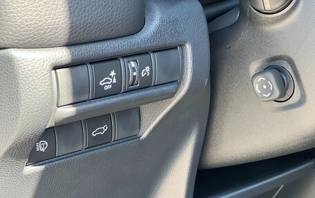 Toyota Land Cruiser Prado, 2024 год, 9 850 000 рублей, 18 фотография