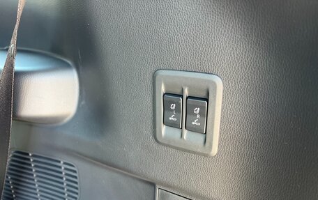 Toyota Land Cruiser Prado, 2024 год, 9 850 000 рублей, 24 фотография