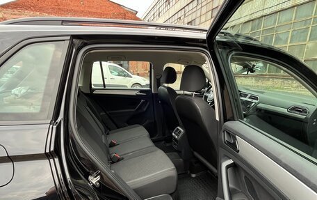 Volkswagen Tiguan II, 2019 год, 2 050 000 рублей, 10 фотография