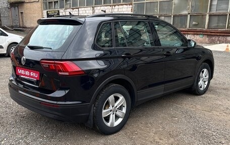 Volkswagen Tiguan II, 2019 год, 2 050 000 рублей, 6 фотография