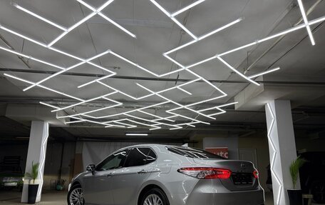 Toyota Camry, 2019 год, 2 900 000 рублей, 3 фотография